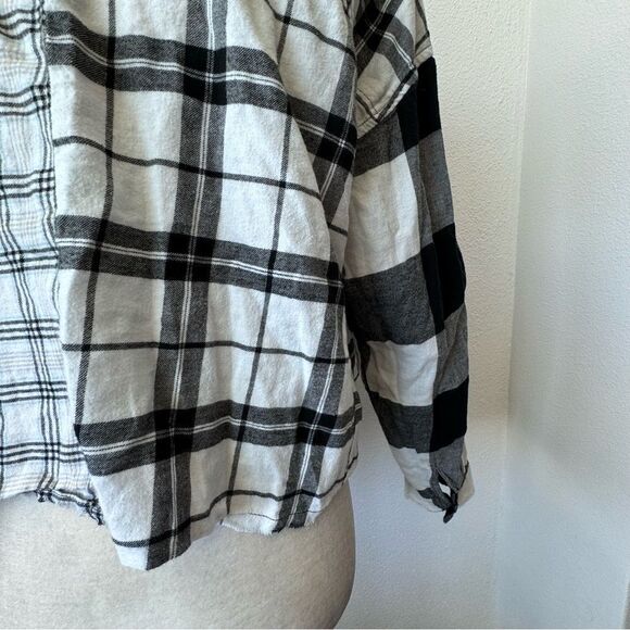 Forever 21 Flannel Cropped Plaid Shirt 100% Cotton Long Sleeve SZ M - Picture 8 of 13